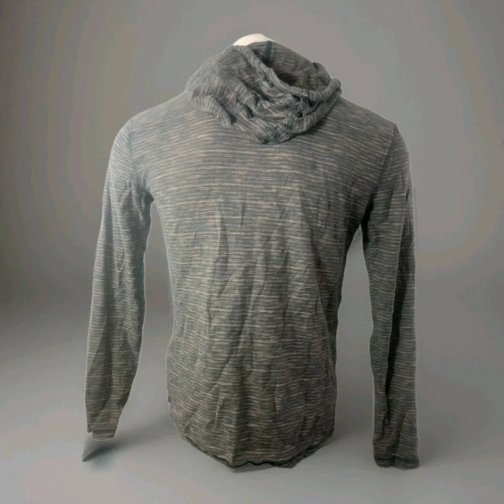 Quicksilver Henley Hoodie Pullover Men's Sz S Surf Skate Beach 100% Cotton